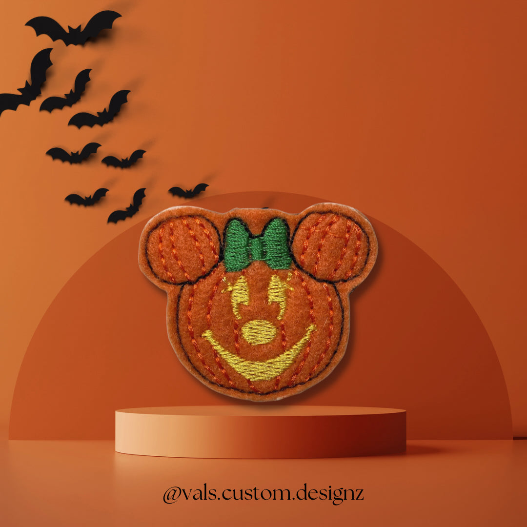Pumpkin Face Badge reel